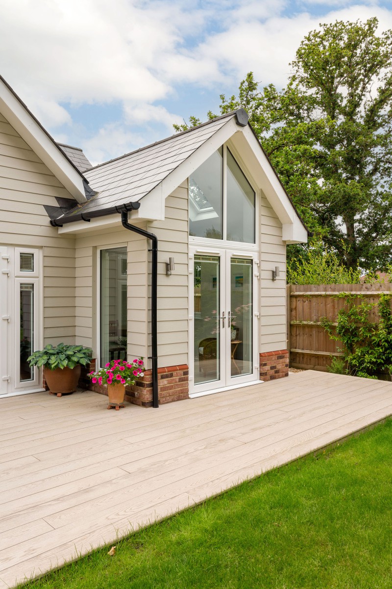 02 45 Woodlands Avenue 31